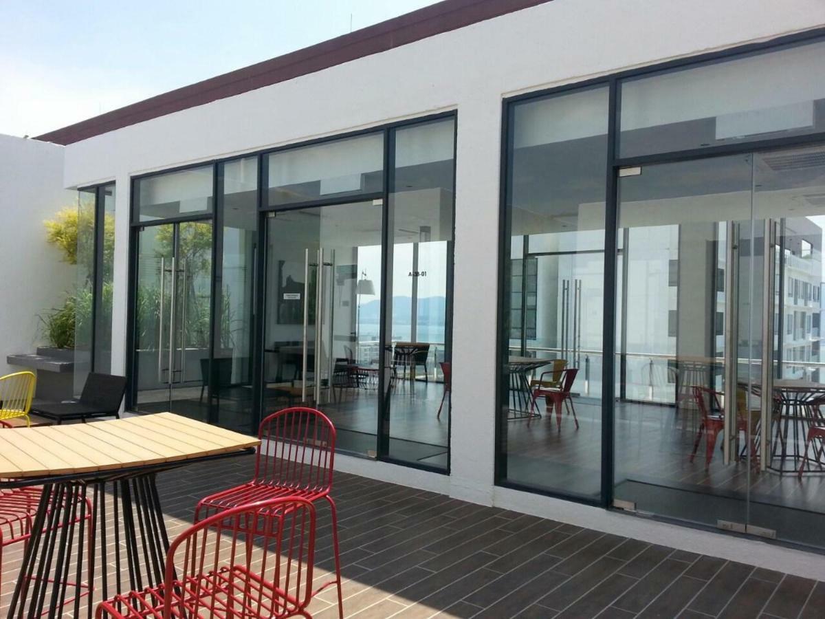Woodsbury 7722 Penang Apartment *