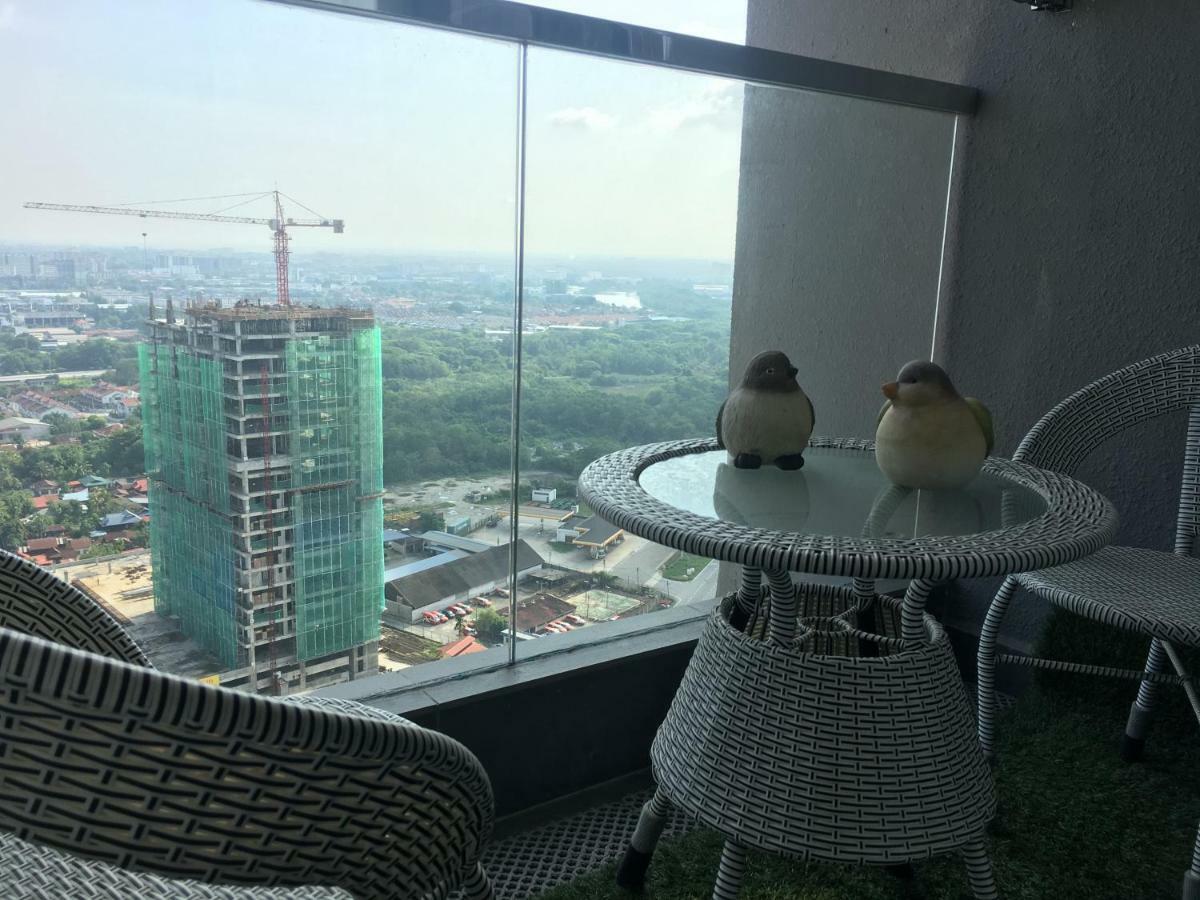 Woodsbury 7722 Penang Apartment